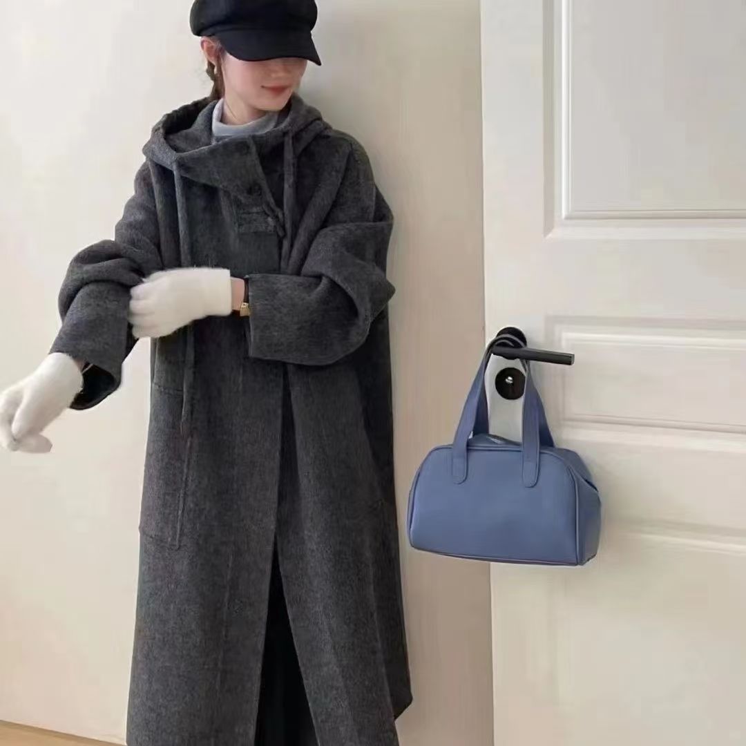 검은색