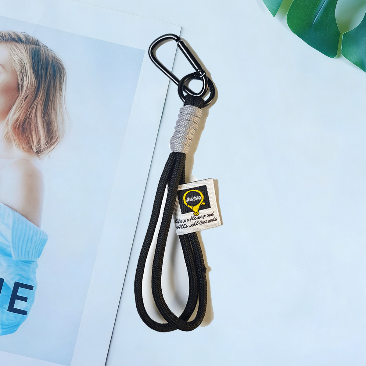 Colgante Tejido para Celular de Nailon con Doble Cierre Antipérdida