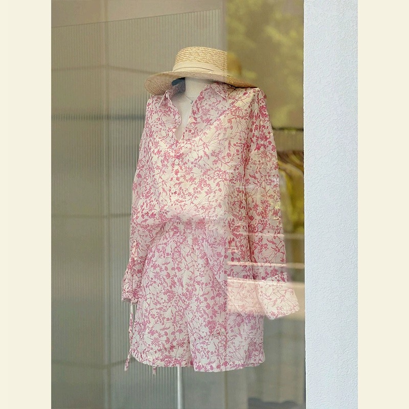721# Light Luxury High-end Complete Set with Women's French Lazy Style Pink Printed Chiffon Shirt Two-piece Suit for Women 721# Light Luxury High-end Complete Set with Women's French Lazy Style Pink Printed Chiffon Shirt Two-piece Suit for Women