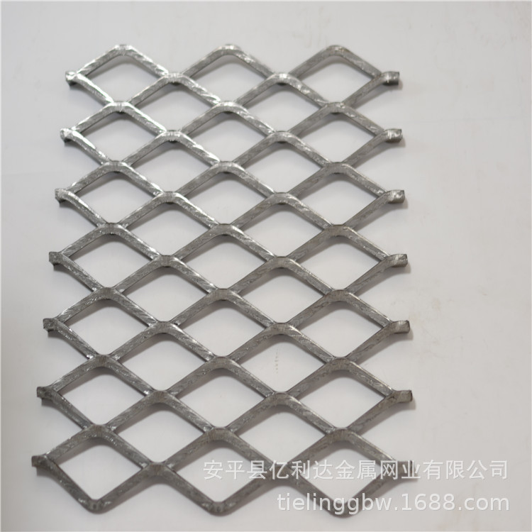 吊顶幕墙装饰网  重型防护钢板网  棱形拉伸扩张网