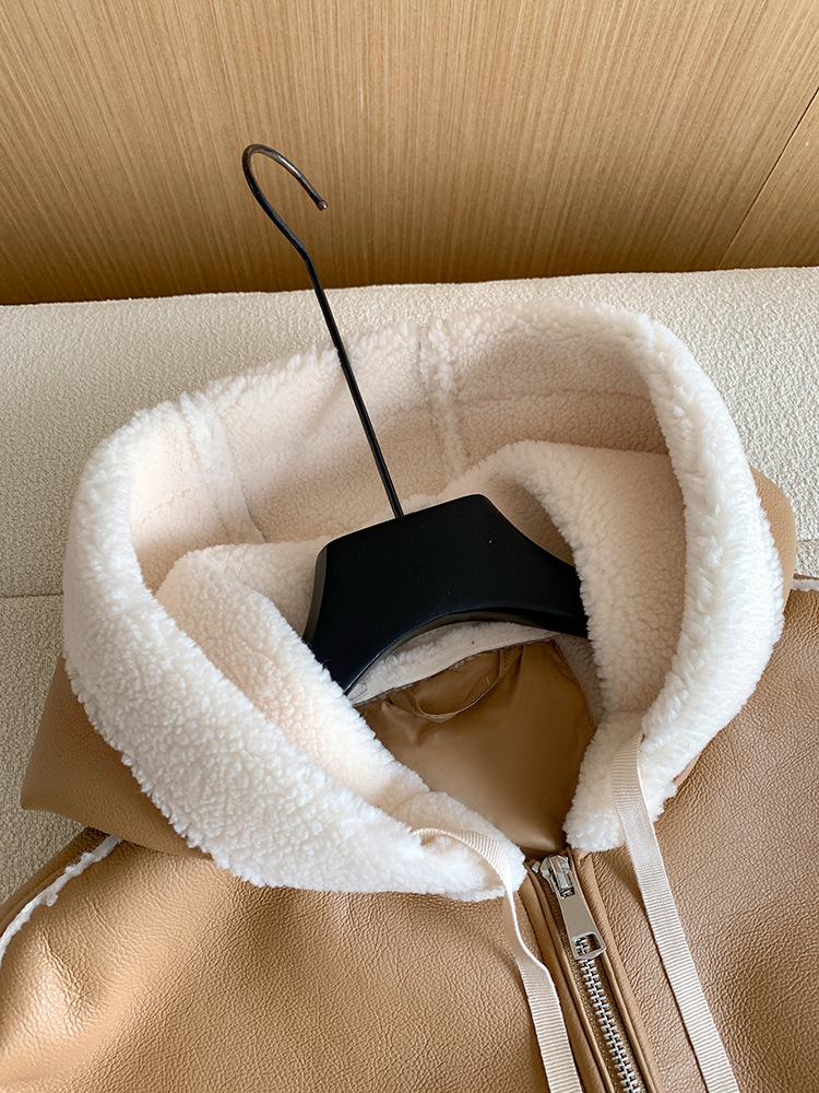 Giacca corta europea in piumino per donna stile corto cuciture colore a contrasto pelle PU leggera lusso alta qualità maglione largo 2024 nuovo inverno_voghion.com