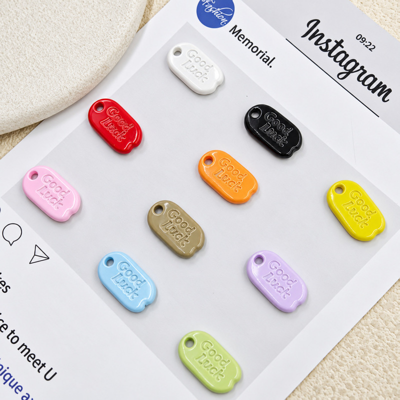 Cross-border English letter charms, alloy painted pendants, DIY phone chain materials, handmade bracelet accessories Cross-border English letter charms, alloy painted pendants, DIY phone chain materials, handmade bracelet accessories