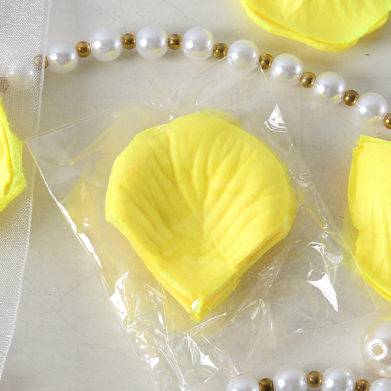 Simulación de pétalos de rosas dulces 100 piezas de tela no tejida propuesta de matrimonio de la atmósfera de cumpleaños esparcida a mano