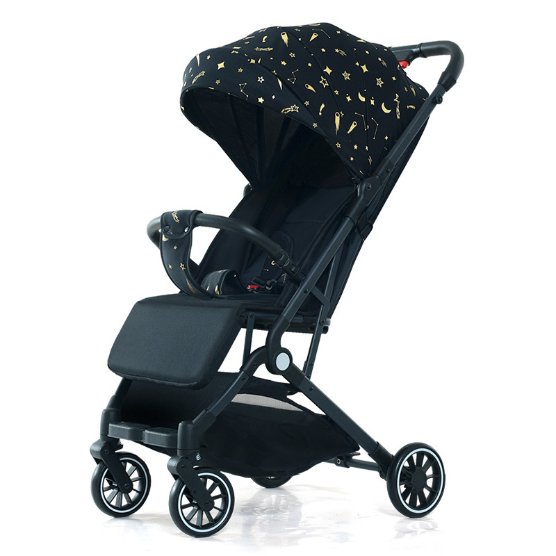 Carrincho de bebé de alto paisaje, cochecito de bebé plegable, cochecito de cuatro ruedas para pasear a un bebé.