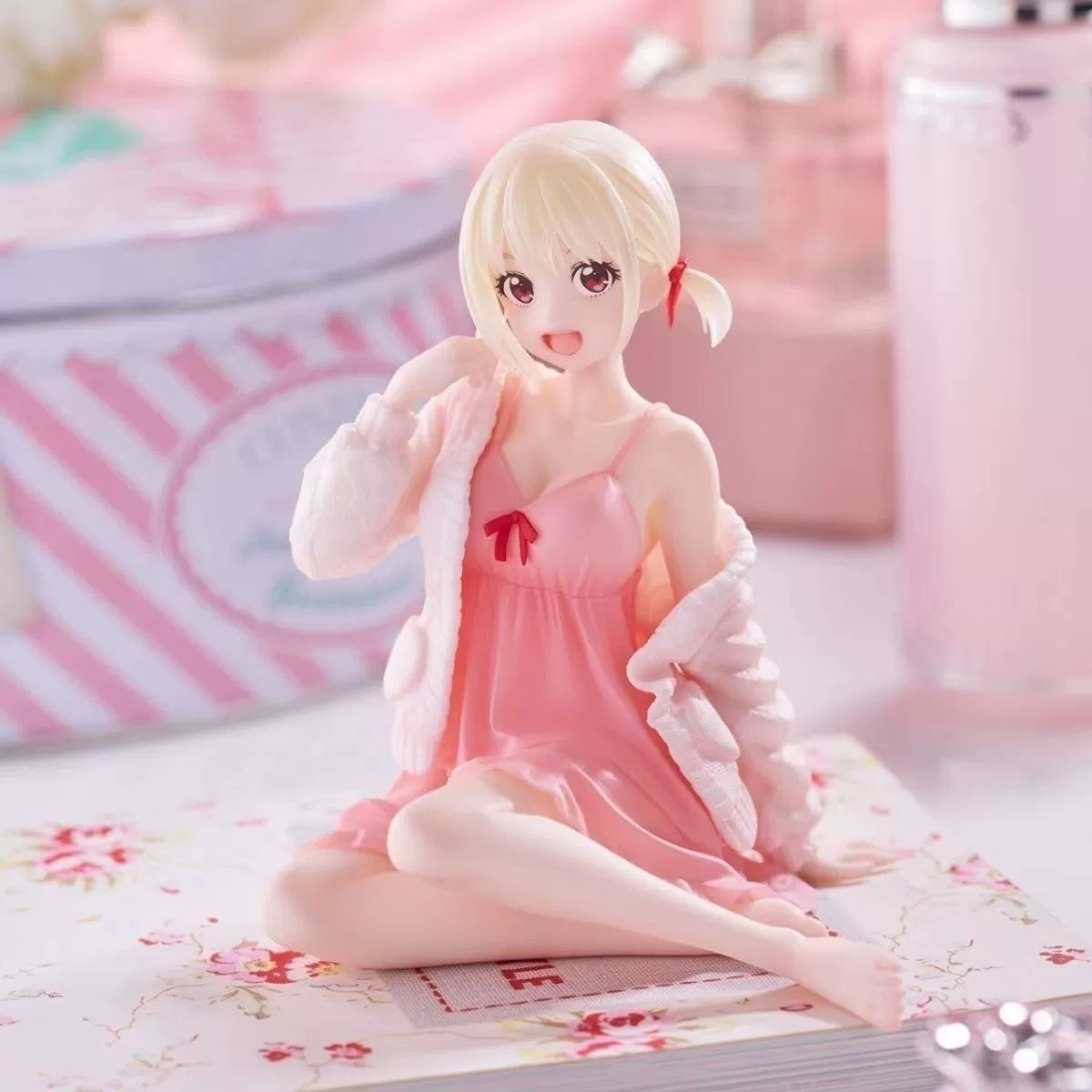 Второй раз Ли Ли Ли Ли Джин Му Цяньшу Домашняя одежда Ло Ли контролирует милую девушку на день рождения