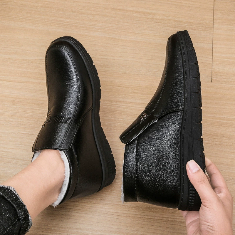 Зимняя бархатная толстая мужская хлопчатобумажная обувь зимняя мужская хлопчатобумажная обувь с толстой подошвой теплая нескользящая хлопковая кожаная обувь папа хлопчатобумажная обувь мужская модель