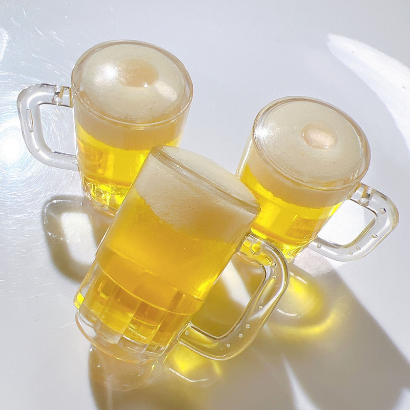 Creative Acrylic Pendant Accessories Miniature Food Toys into Oil Beer Mug Keychain Mobile Phone Chain Pendant Holiday Gift Creative Acrylic Pendant Accessories Miniature Food Toys into Oil Beer Mug Keychain Mobile Phone Chain Pendant Holiday Gift