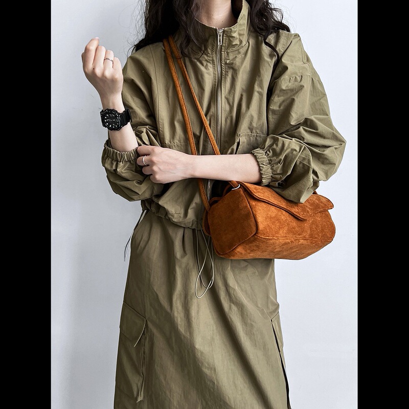 Moon Shadow Women's Casual Workwear Set 2026 New Autumn Collection with a Stylish Salt-Style Jacket and Skirt