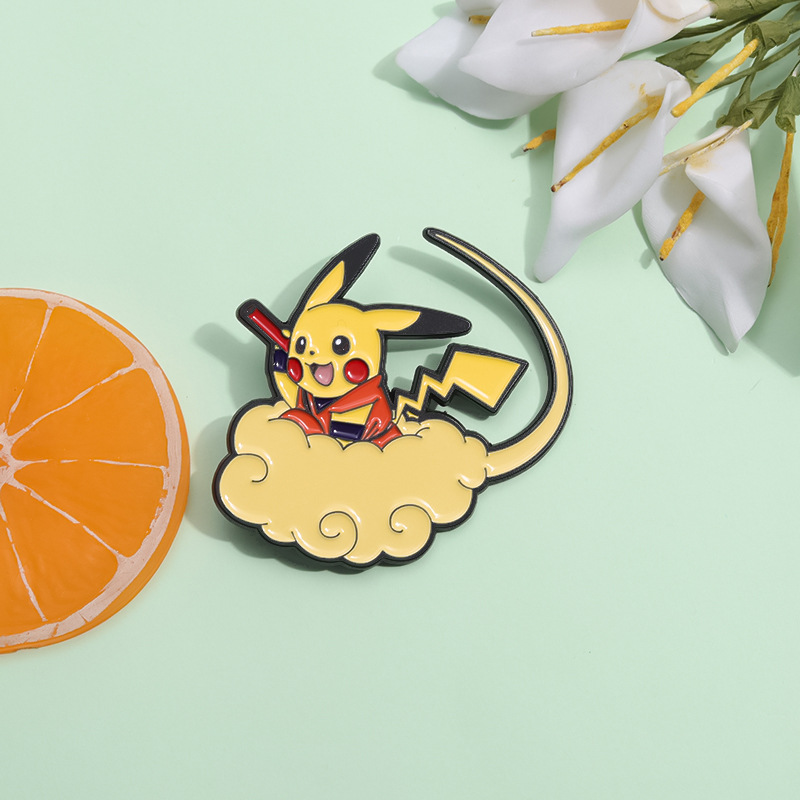Japanese creative brooch