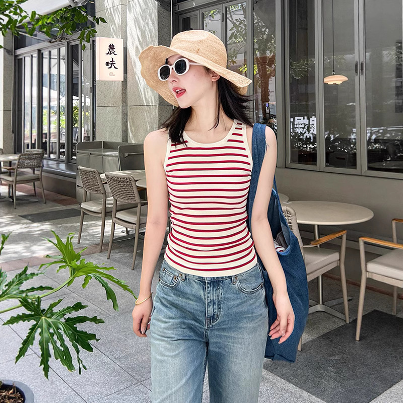 2026 Summer New Style Round Neck Red and White Striped Thin Pure Cotton Sleeveless Knit Top for Women, Slim Fit Vest for Commuting 2026 Summer New Style Round Neck Red and White Striped Thin Pure Cotton Sleeveless Knit Top for Women, Slim Fit Vest for Commuting