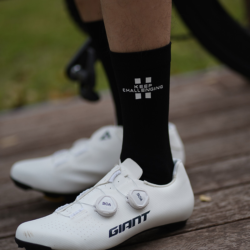 Cycling Socks Breathable Moisture Wicking Compression Sports Gear_voghion.com