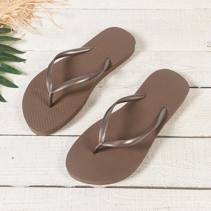 Zapatillas de flip flops de moda de verano, zapatillas de playa antideslizantes y resistentes al desgaste cómodas, zapatillas frías al por mayor