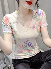 气质V领网纱短袖印花T恤女夏季新款修身洋气冰丝半袖上衣潮