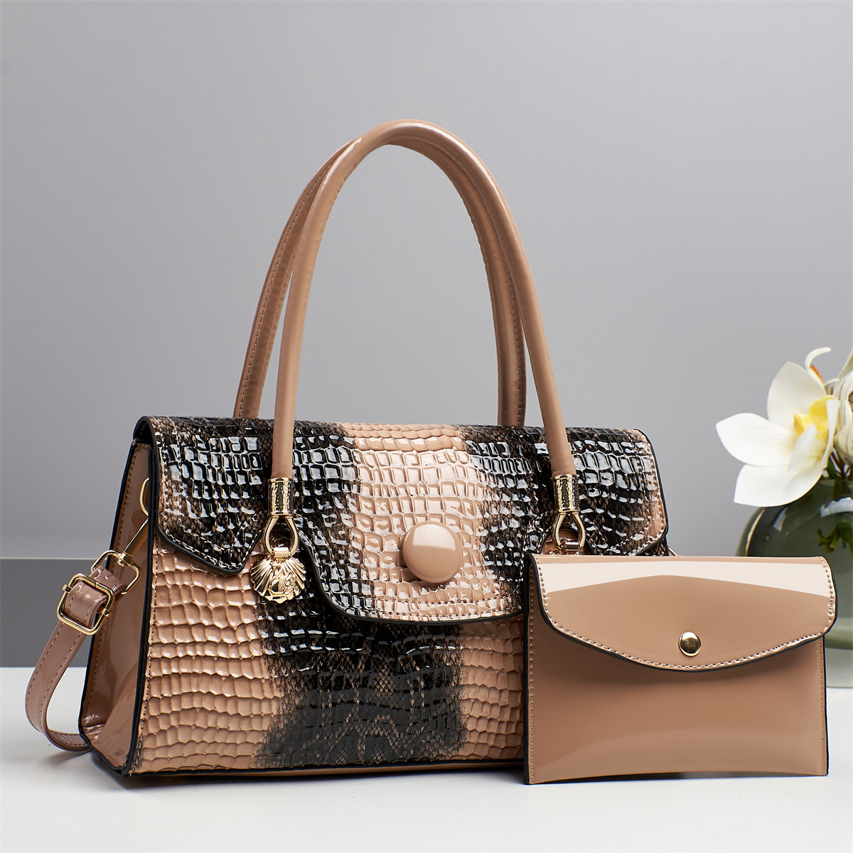 Retro schoudertas met krokodillenmotief, dames tas met gestructureerde flap_voghion.com