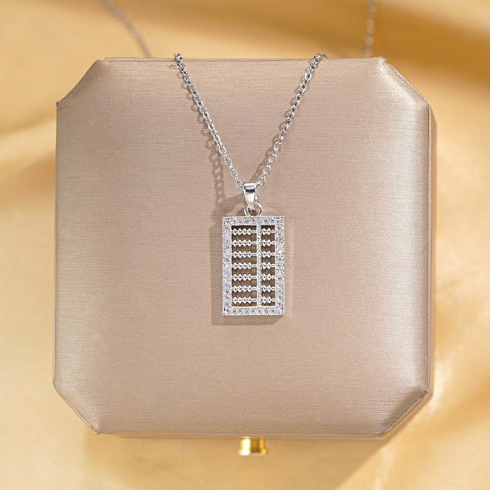 Collier en acier titane tendance et transfrontalier pour femmes, pendentif diamant en alliage polyvalent, bijouterie en gros_voghion.com