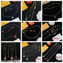 经典爆款字母V满钻吊坠项链女小众设计感铜镶锆石锁骨链轻奢饰品