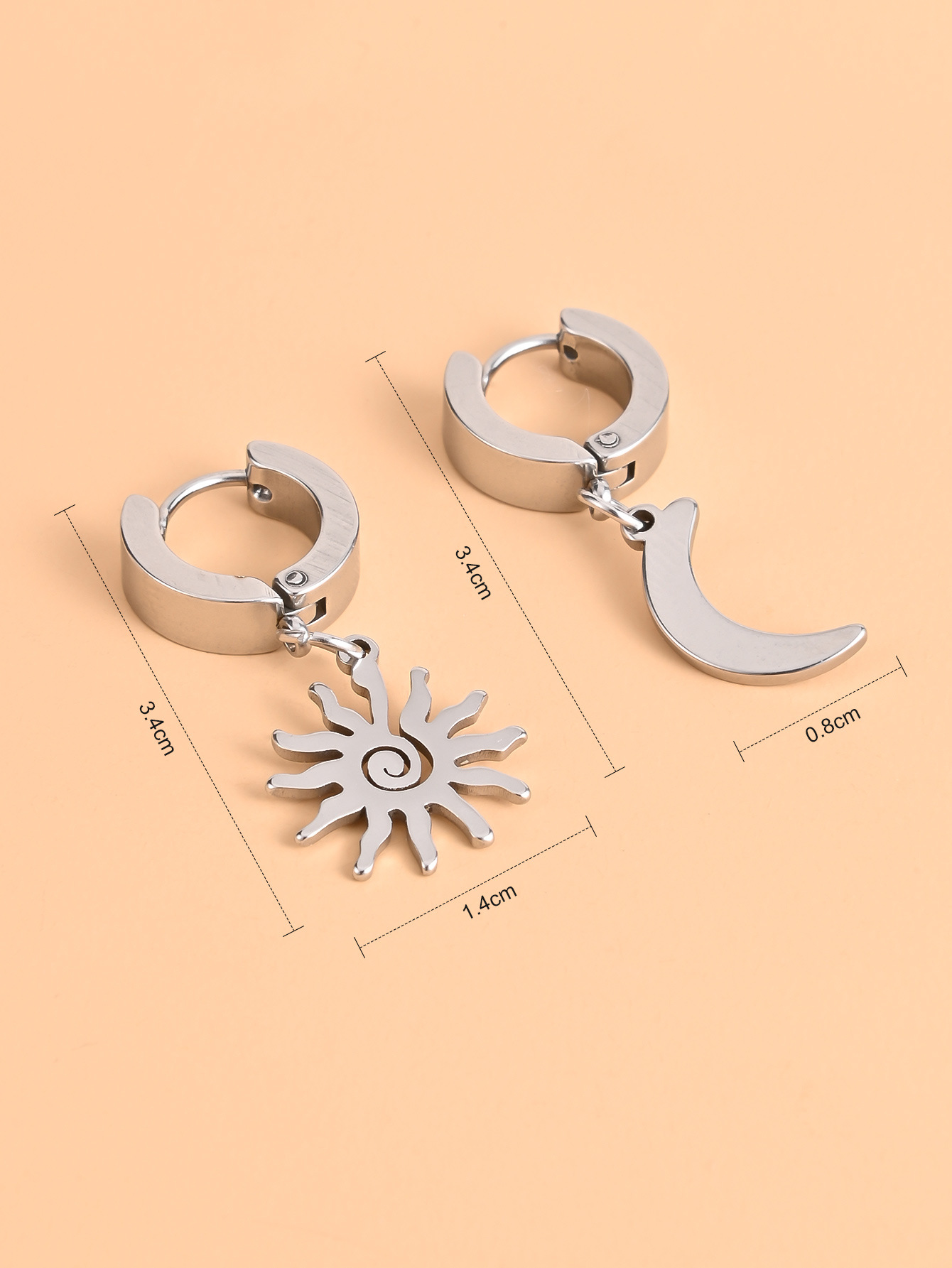 1 Pair Simple Style Geometric Sun Moon Plating Alloy Drop Earrings display picture 4
