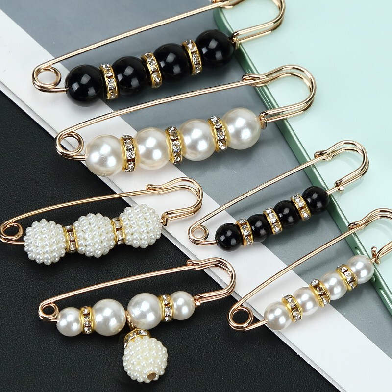 Pants Waist-Tightening Tool, Waist-Tightening Pin, Anti-Exposure Brooch, High-End Brooch, Pin Accessory, Pearl Brooch Buckle Pants Waist-Tightening Tool, Waist-Tightening Pin, Anti-Exposure Brooch, High-End Brooch, Pin Accessory, Pearl Brooch Buckle