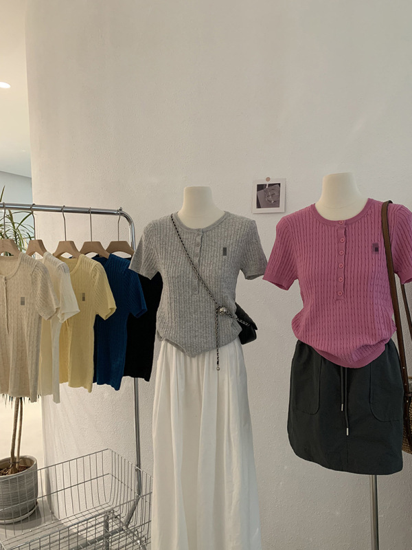 Omalai ポニー刺繍ラウンドネックツイストスリムフィット半袖セータートップ韓国スタイルレディースファッション 3749|undefined