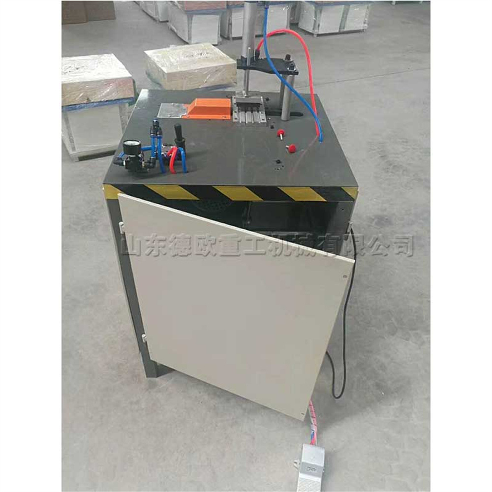 铝材T型条切割机 自动压料包边条铝切断机 气动式自动走刀切削机