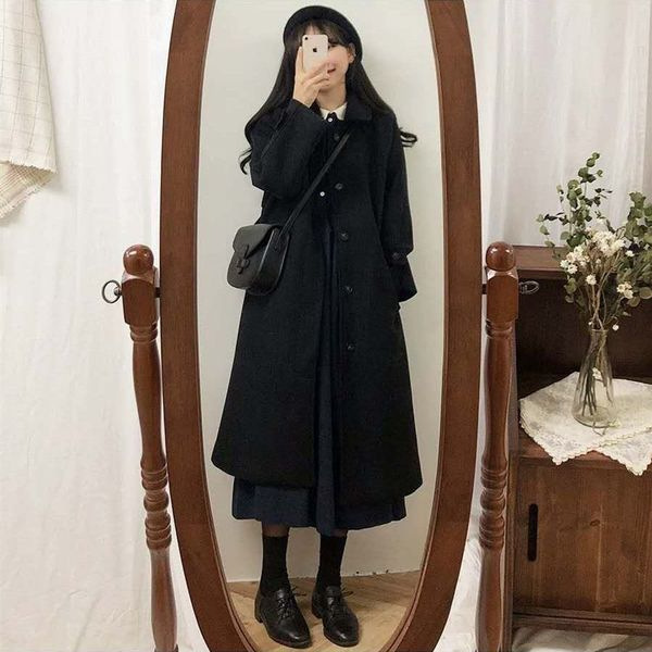 Black demi-season woolen coat