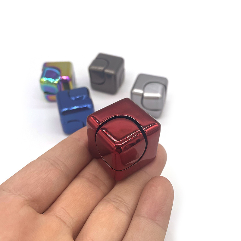 Colorful square decompression Rubik's Cube Gyro Colorful whirlwind small square dice fingertip gyro toy
