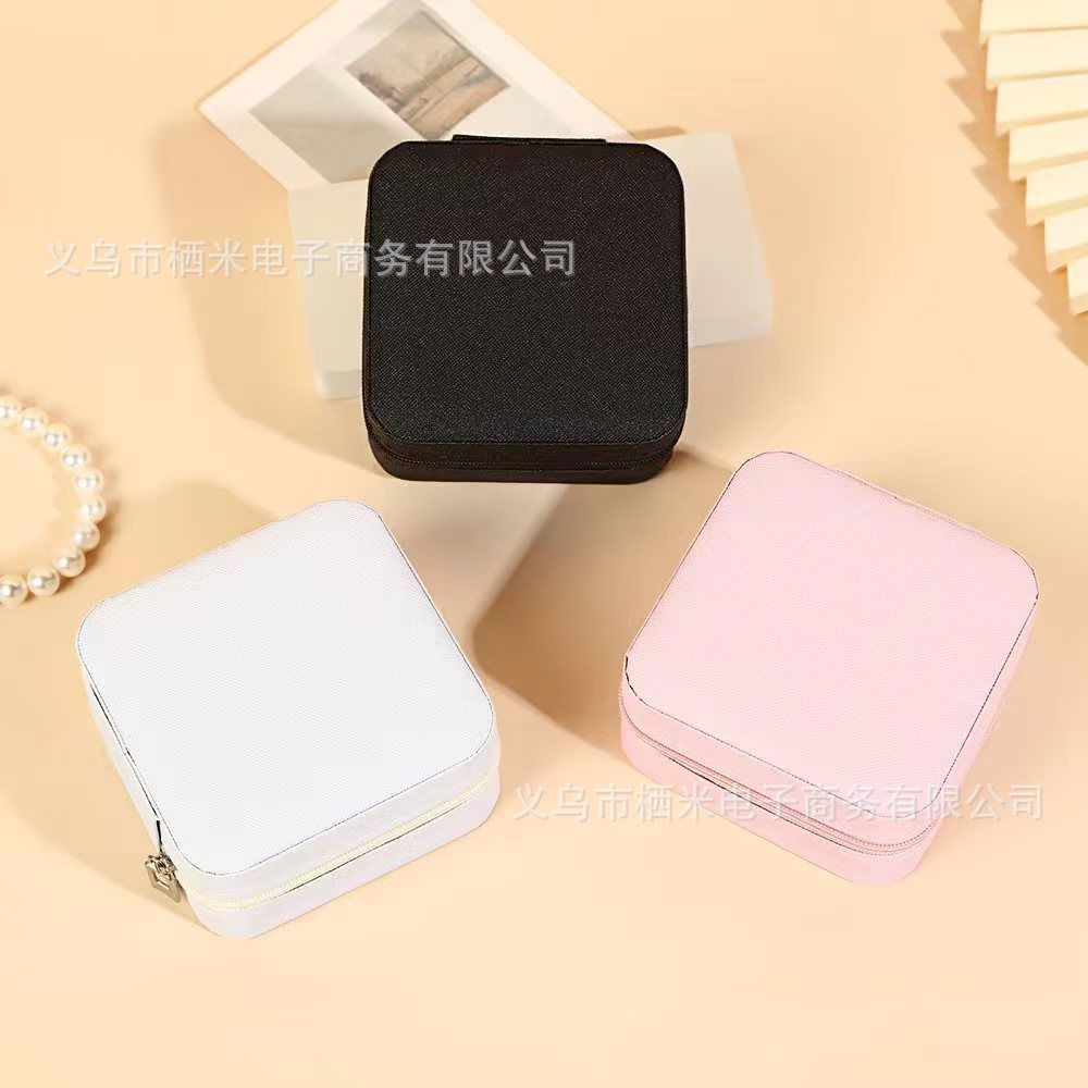 Schmuckbox Aufbewahrungsbox tragbar für Ohrstecker Ohrringe Armschmuck Halskette Ring kleine elegante Mini-Box Neumodell