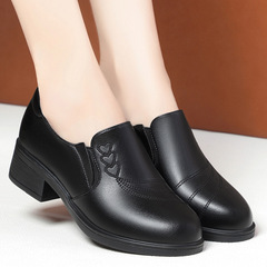 Mom's Spring and Autumn Soft Leather Soft Sole Women's Single Shoes Comfortable Deep Mouth Middle-Aged Leather Shoes Wide Feet Wide Width Women's Shoes