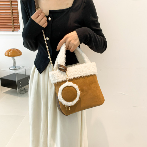 Ins Internet celebrity lamb wool suede handbag women's high-end plush bucket bag versatile single shoulder crossbody bag
