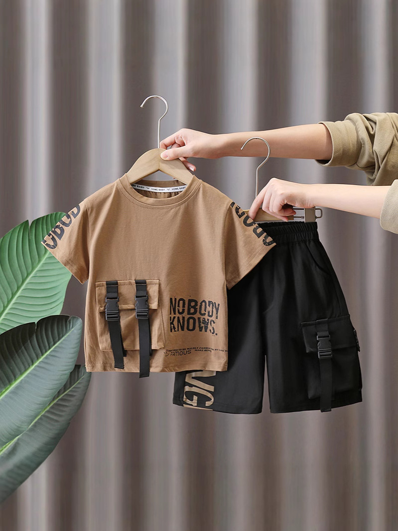 7225 Traje de manga corta para niños Camiseta de moda para niños estilo occidental Estilo de verano Red de Internet Ropa de calle frita 2025 Nuevo estilo