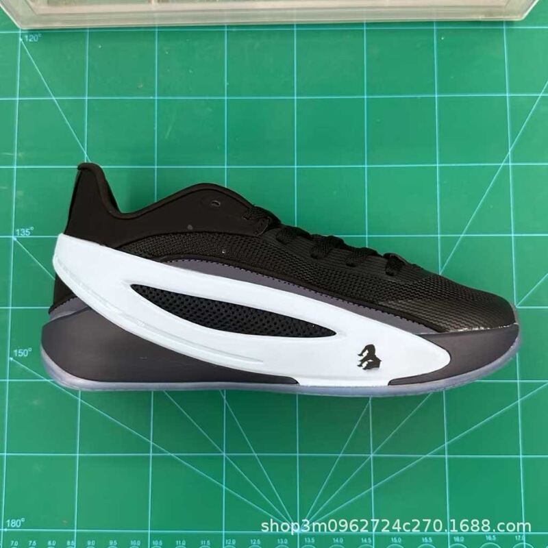 Putian Foreign Trade Doncic 5Th Generation Basketball Shoes Luka5 Practical Cushioning Sports Shoes Non-Slip Comfortable Casual Running Shoes