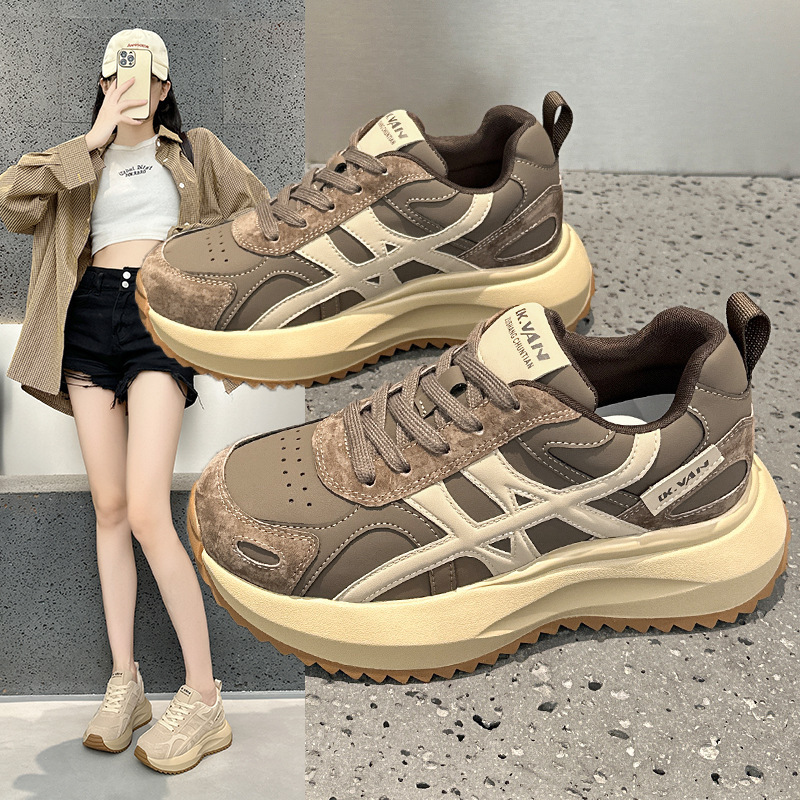 Thick-Soled Women's Shoes 2026 Spring and Autumn New Versatile Genuine Leather Trendy College Style Sports Casual Dad Shoes Thick-Soled Women's Shoes 2026 Spring and Autumn New Versatile Genuine Leather Trendy College Style Sports Casual Dad Shoes