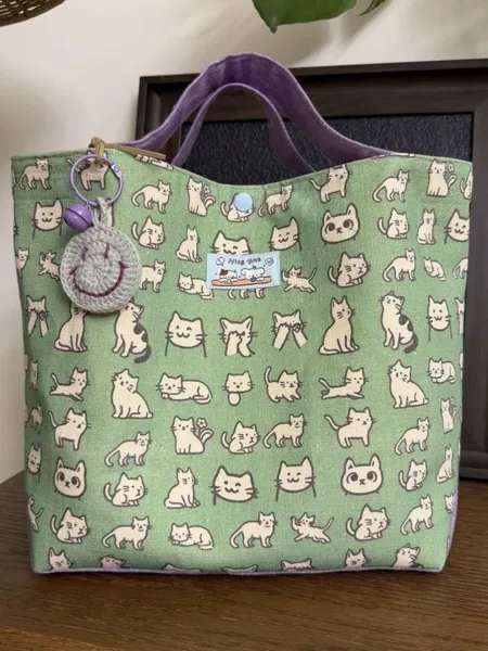 Fresh Mint Green Cat-Printed Canvas Tote Bag, Cute Handbag, Student Commuting Large-Capacity Shoulder Bag
