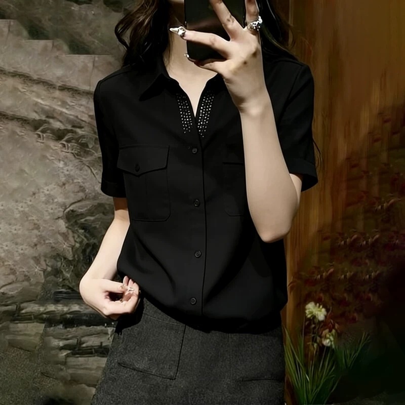 Black Turn-Down Collar Beaded Short-Sleeve Work Shirt for Women, 2026 Summer New Style, Loose Fit, Slimming, Elegant Commuter Top