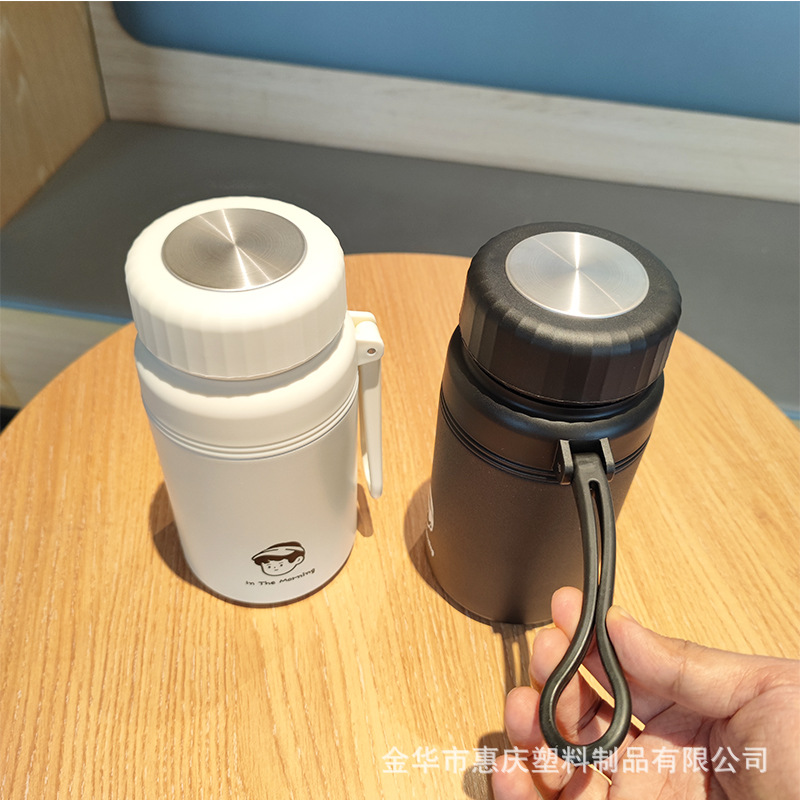 Taza de aislamiento de acero inoxidable portátil taza de pareja de gran capacidad con tabique de té taza de agua de té taza de oficina de aislamiento frío taza de hielo