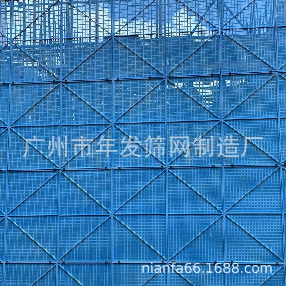 广东工厂供应防坠建筑爬架 提升架爬架网 工地施工防护框架冲孔网