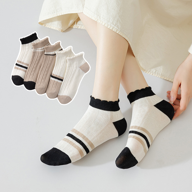 Calcetines de algodón de color sólido para mujer, calcetines finos para barco de primavera y verano, encaje a rayas, transpirable y absorbente de sudor, calcetines cortos japoneses al por mayor