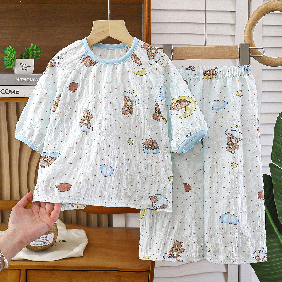 Pijama de cuello redondo (Moon Bear)
