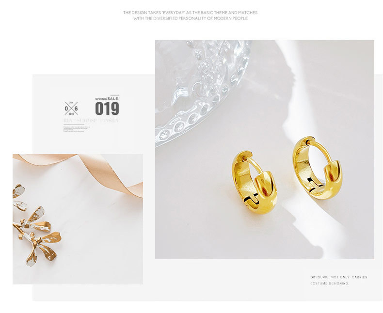 5g Weight 0.03µm-0.05µm Gold Plating Thickness PVD Coated Gold Plating Process 304 Stainless Steel Ear Needle Material PVD Coated 18K Gold Platinum Real Gold Plated Solid Color 304 Stainless Steel Simple Style Waterproof Non Tarnish Hoop Earrings
