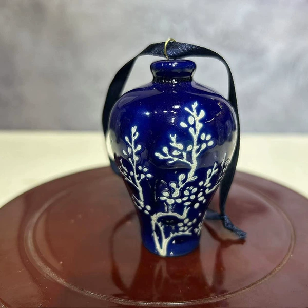 5 height 8.5 diameter 5cm