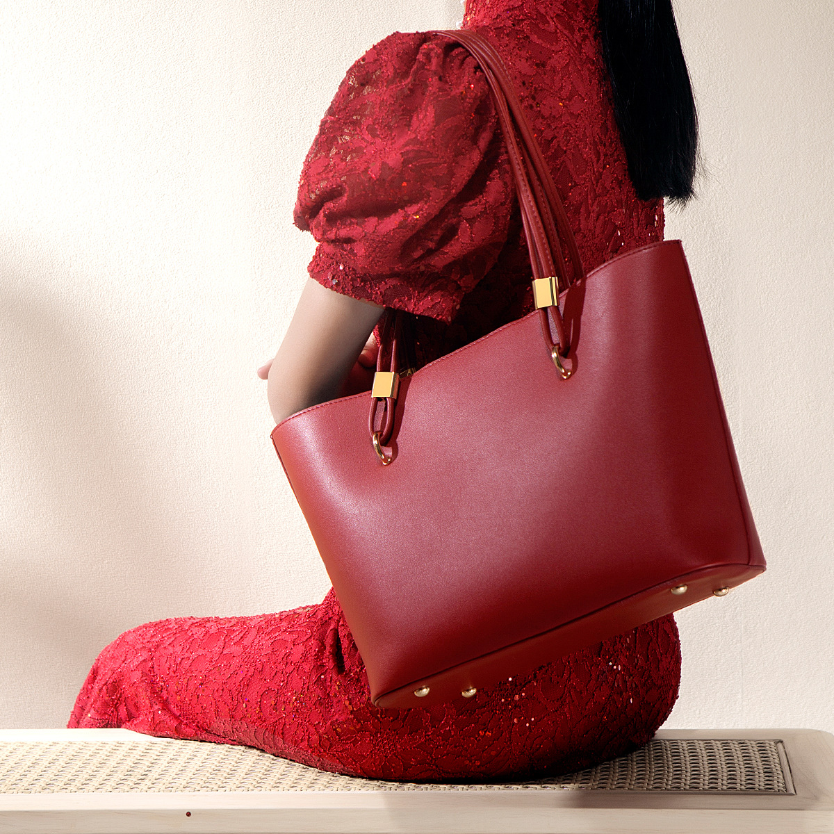 Hong Kong compra bolsa de alta capacidad nueva bolsa roja boda femenina sensación de alto nivel magnífico regalo de boda
