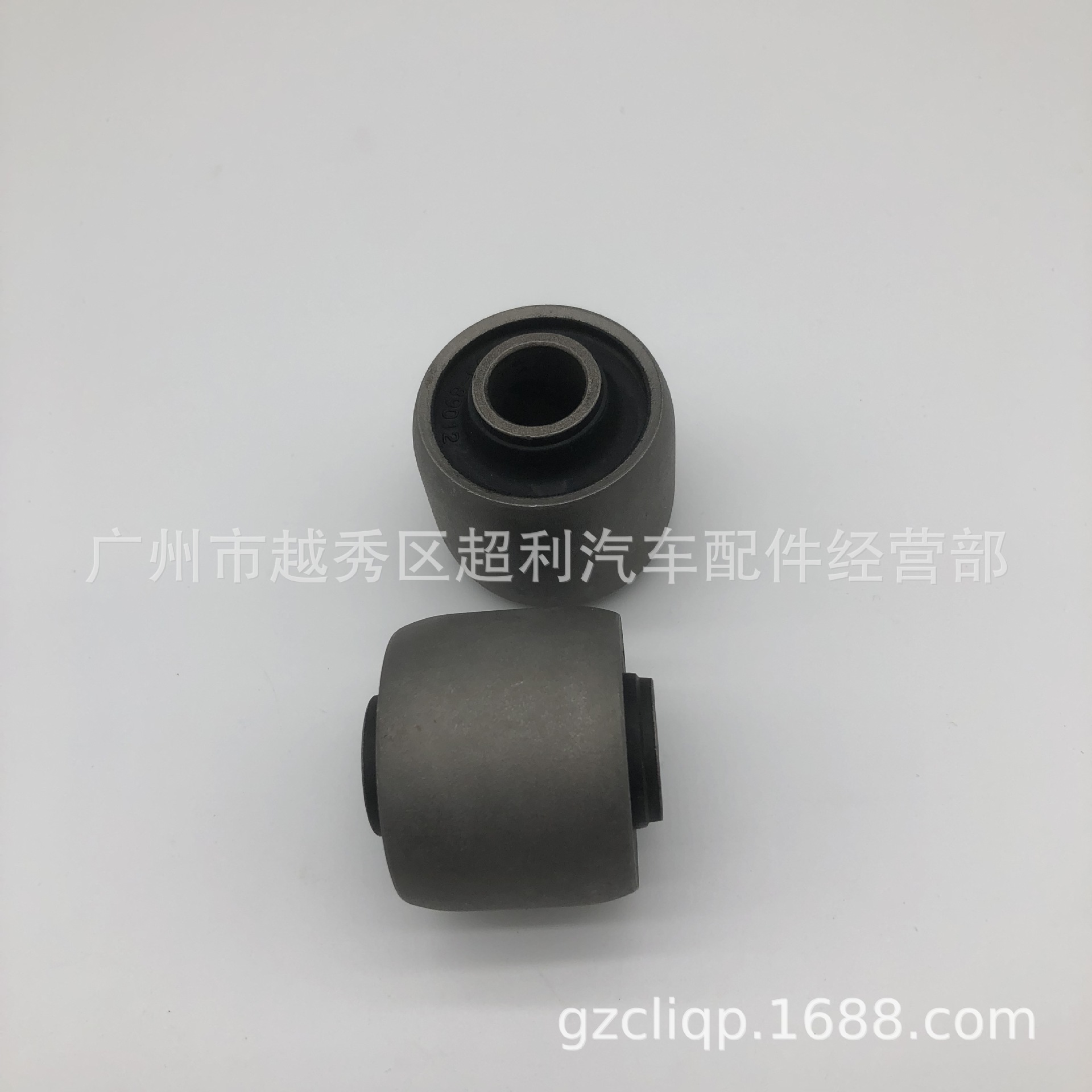 Applicable to 90903-89012 90903-89016 VZJ95 TRJ120 UZJ100 shock absorber front rubber sleeve