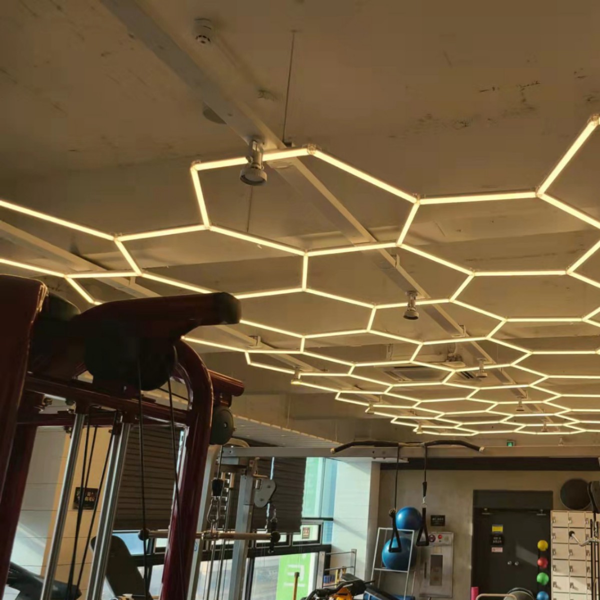 lámpara taza rey led lámpara de barra larga aluminio cuadrado especial parrilla techo luces comerciales gimnasio lámpara de oficina