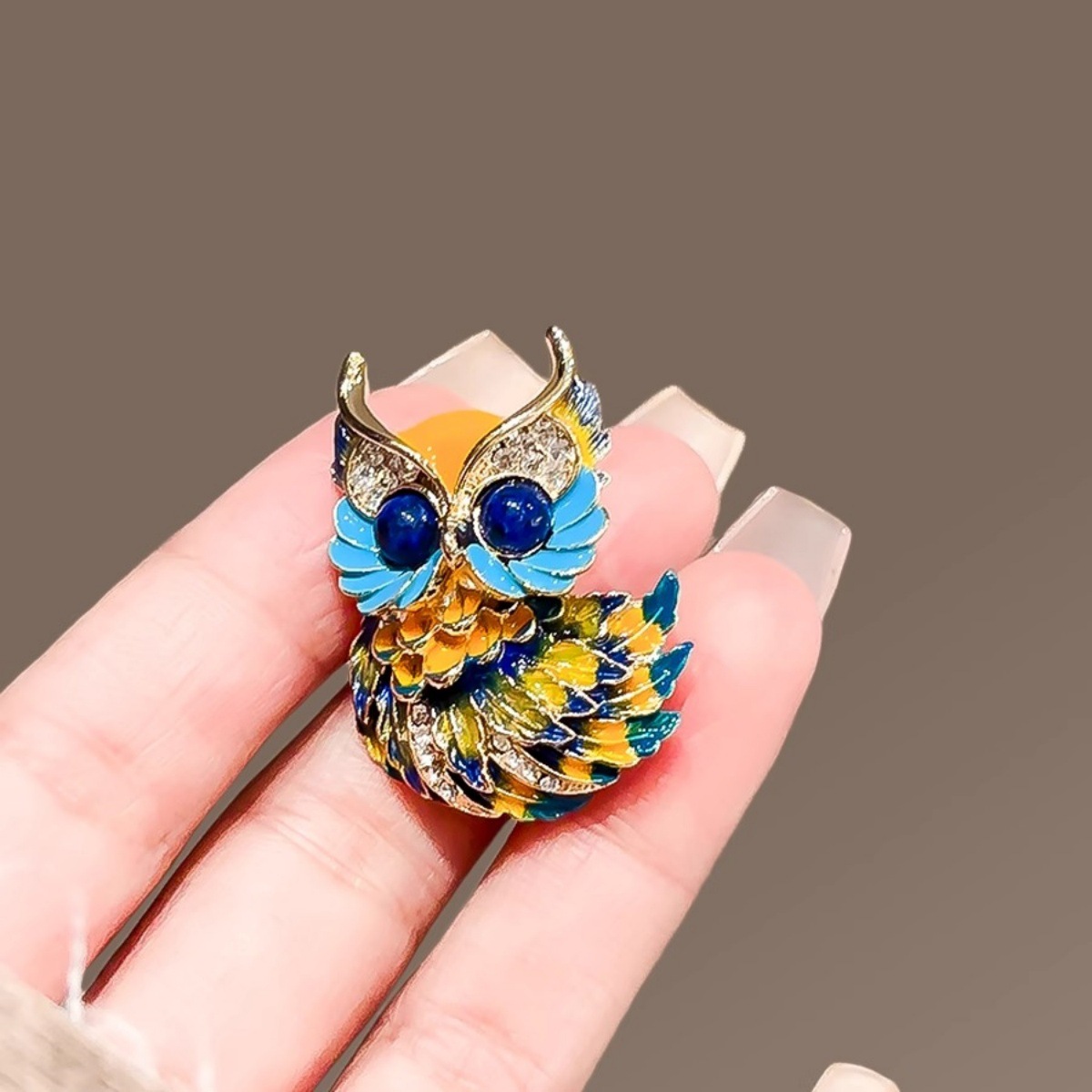 Cute Enamel Painted Owl Brooch for Men and Women, High-End Corsage, Small Animal Pin, Elegant Suit, Coat Accessories