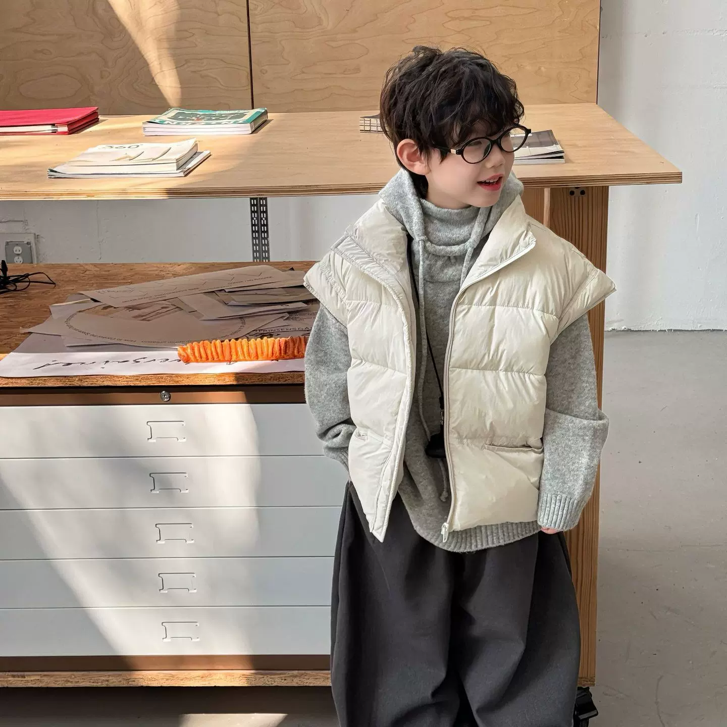 泰如2025冬季新款男童纯色夹棉加厚保暖高领棉马甲儿童实穿上衣