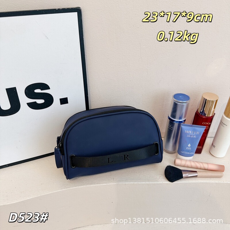 【Special Wholesale Offer】D Brand Gift Toiletry Bag, Large Capacity Makeup Bag, Portable Travel Storage Bag, Can Be Attached to a Luggage Handle 【Special Wholesale Offer】D Brand Gift Toiletry Bag, Large Capacity Makeup Bag, Portable Travel Storage Bag, Can Be Attached to a Luggage Handle