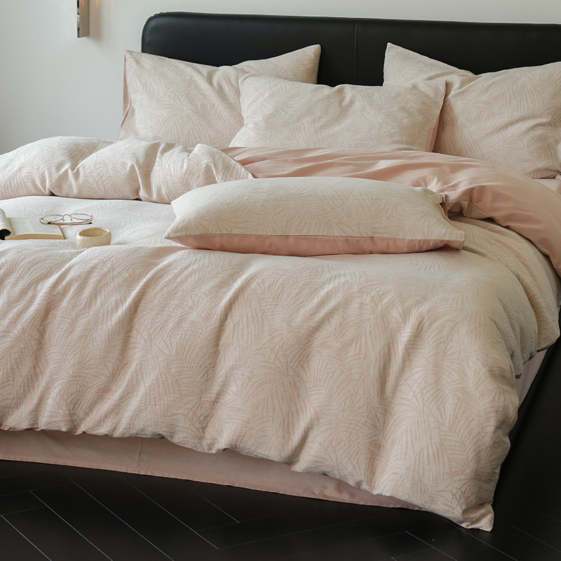 Cama de algodón de tres capas de hilo de cuatro piezas de lujo ligero de alta gama, cama de algodón simple, ropa de cama, colcha de cama de tres piezas