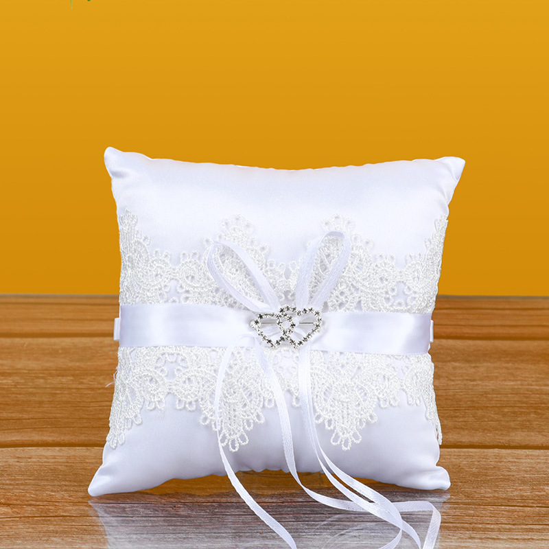 Bride's Double Heart Lace Ring Pillow, Wedding Satin Ring Pillow, SHEIN Bestselling Wedding Ring Box, Cross-border Small Ring Pillow