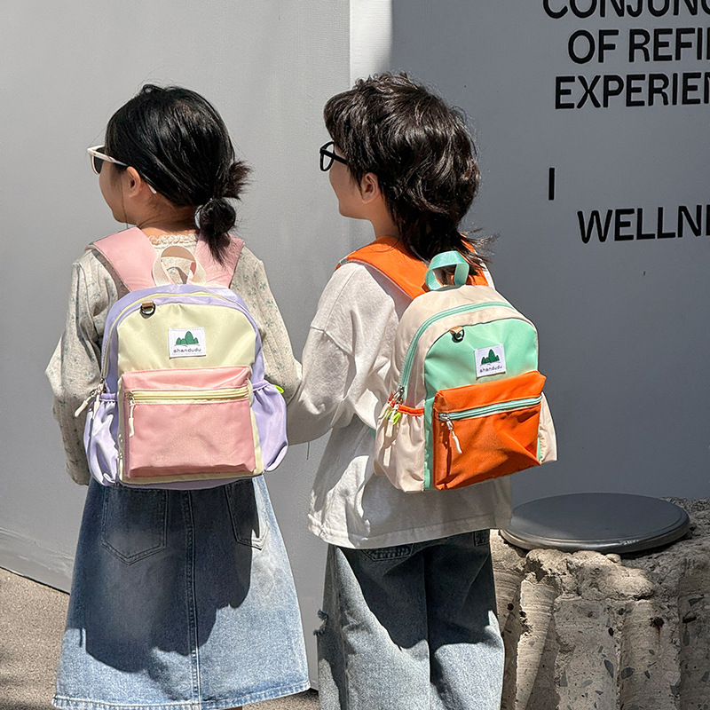 Mochila escolar de jardín de infantes para estudiantes de primaria Mochila de gran capacidad de moda para niños y niñas