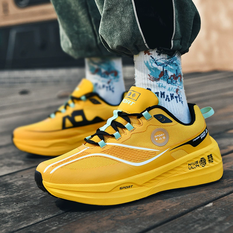 Кроссовки для пары 2024 новые амортизирующие легкие кроссовки с отскоком сетчатые дышащие уличные кроссовки для бездорожья для мужчин